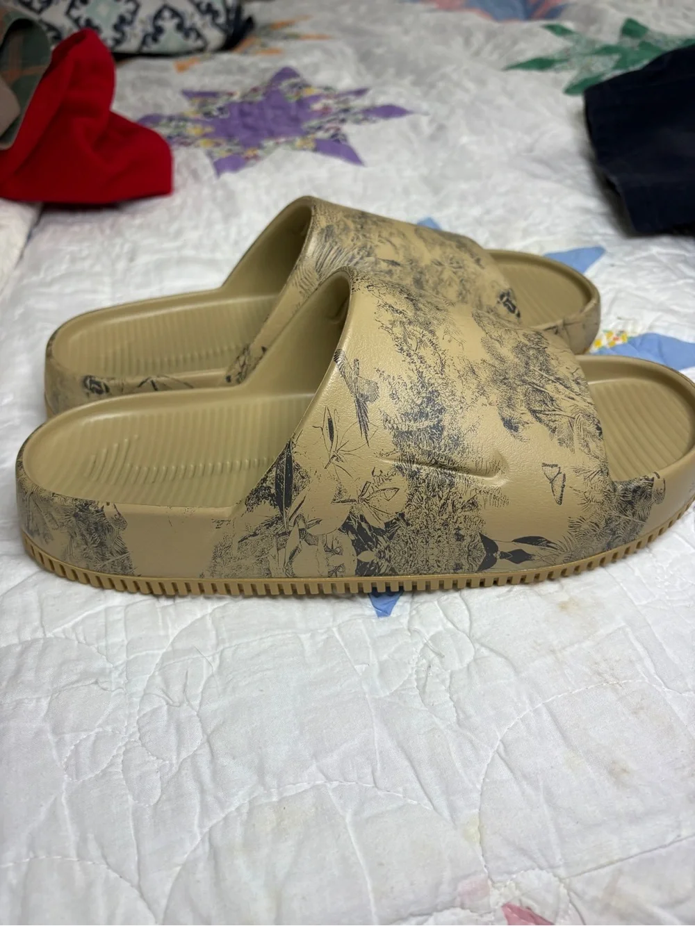 Nike Calm Slide Print Mens 10 Parachute Beige Animal Jungle